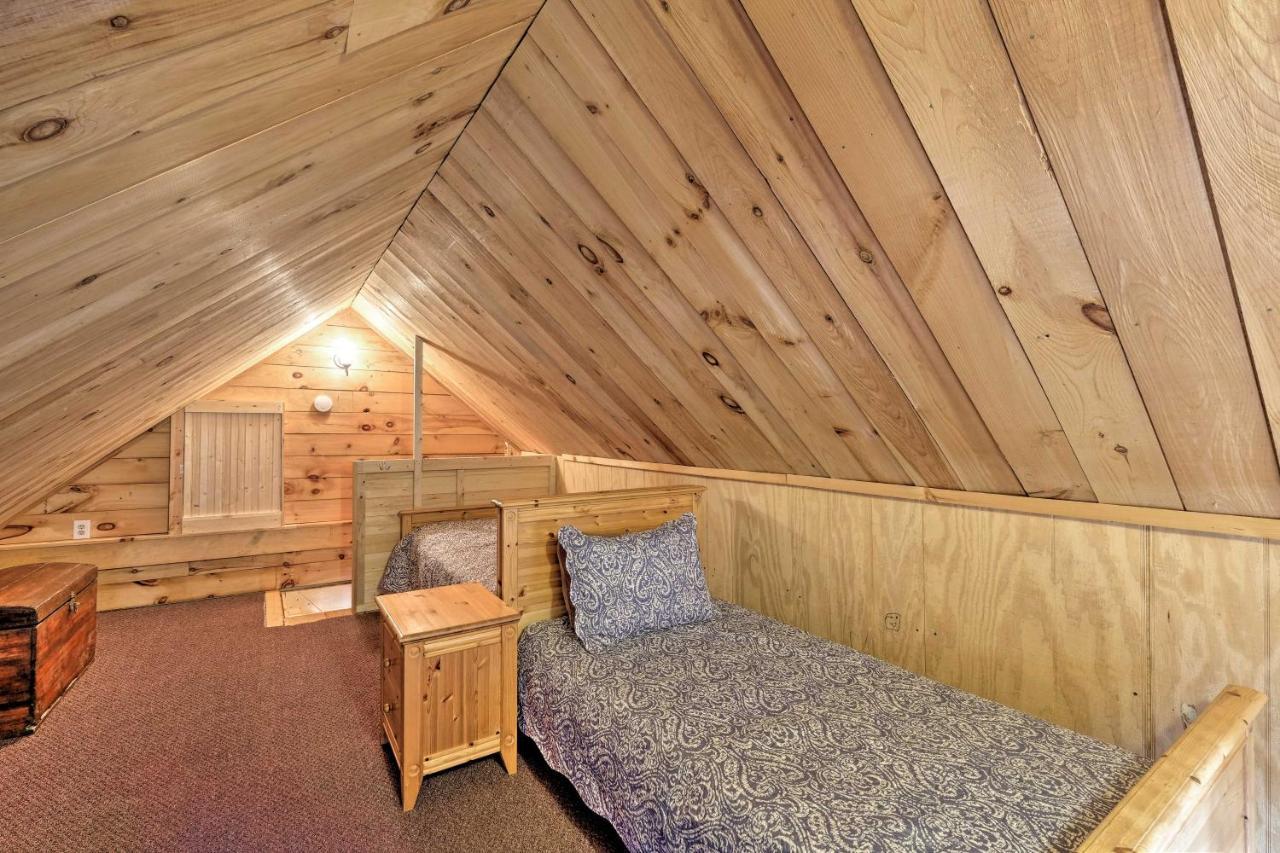 Cottage Less Than 8 Mi To Gore Mountain In Bakers Mill! Bakers Mills Eksteriør billede